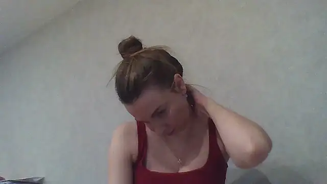 Luna2547 online show from March 23, 9:08 pm