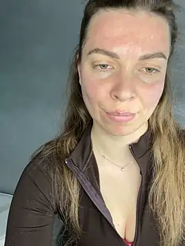 Luna2547 online show from May 2, 11:37 am