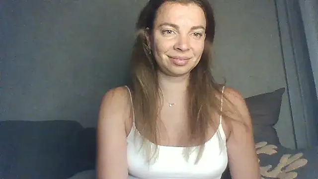 Luna2547 online show from August 5, 7:38 pm