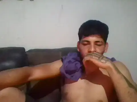 tusjovencitasmex online show from March 3, 1:01 am