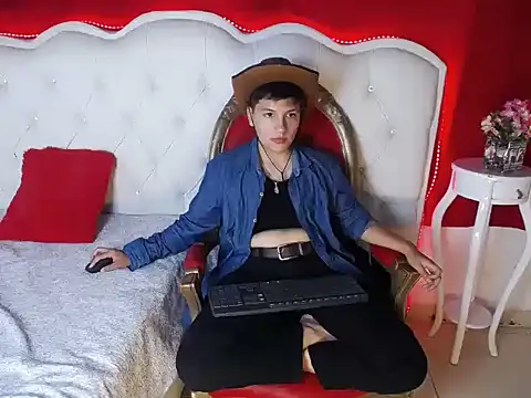 Taveko Soler online show from March 5, 7:10 pm