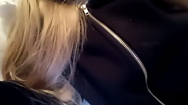 pinkpinkpinkpinkdoll online show from April 7, 11:48 pm