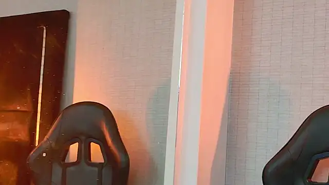 EllaEvanzz online show from March 24, 11:43 pm