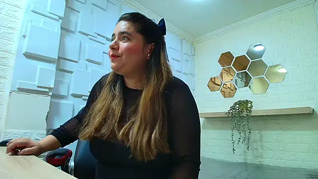 Estrella-gold online show from March 13, 7:09 pm