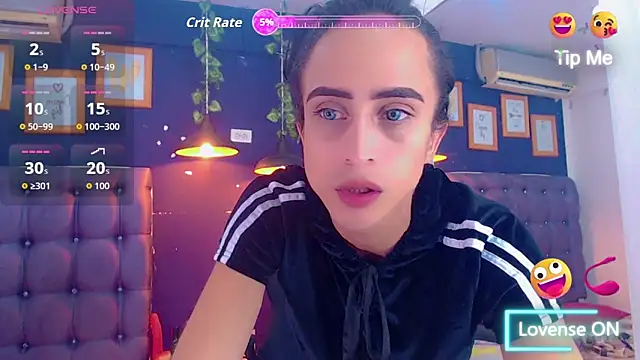 Snapshot of ValentinaHott chatting on March 5, 9:44 pm ValentinaHott online show from March 5, 9:44 pm