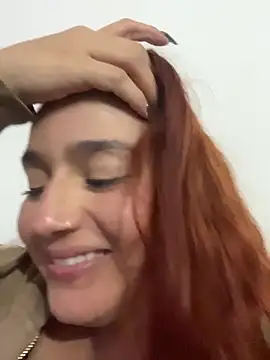 Snapshot of isabella_ferrer99 chatting on July 5, 1:12 am isabella ferrer99 online show from July 5, 1:12 am