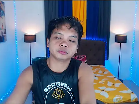 IANhARDfUcker online show from March 13, 2:07 am