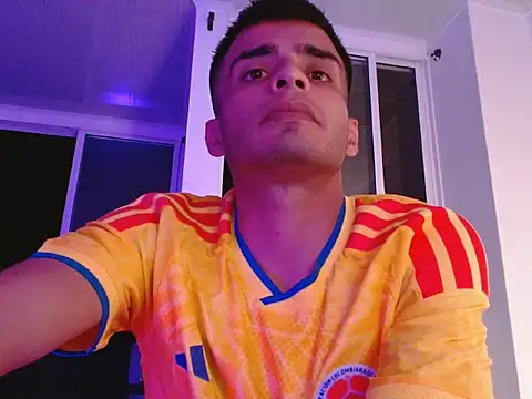 Snapshot of Bad_Boy_Carter69 chatting on March 22, 3:32 am Bad Boy Carter69 online show from March 22, 3:32 am