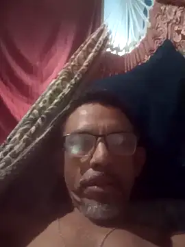 comedos online show from March 8, 6:34 pm