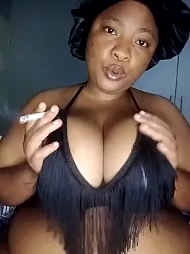 ChubbySpiderx online show from April 4, 5:21 pm