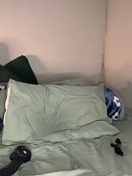 ChubbySpiderx online show from April 30, 7:31 pm