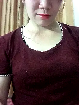 Bondgirl 9 online show from March 28, 8:08 pm