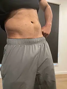 hitman1208  online show from March 5, 7:59 am