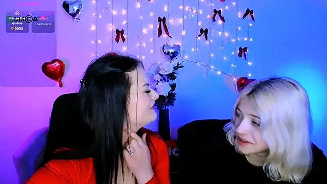 miss courtney  online show from March 21, 9:58 am