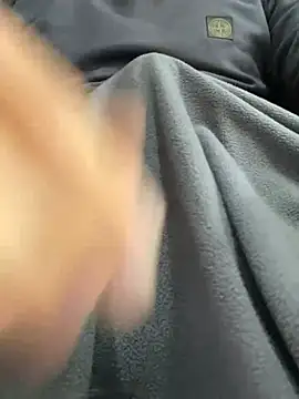 mmonnsterr online show from March 3, 10:32 am