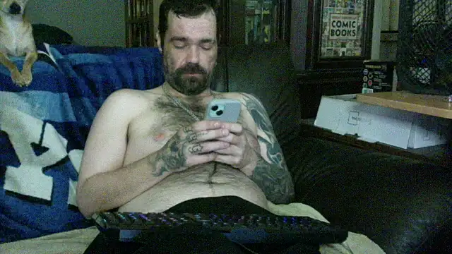 Snapshot of KinkyTOMan chatting on June 15, 5:20 am KinkyTOMan online show from June 15, 5:20 am