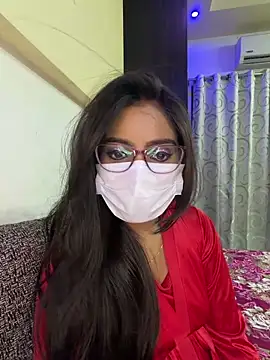 nikki catz online show from March 10, 4:12 pm