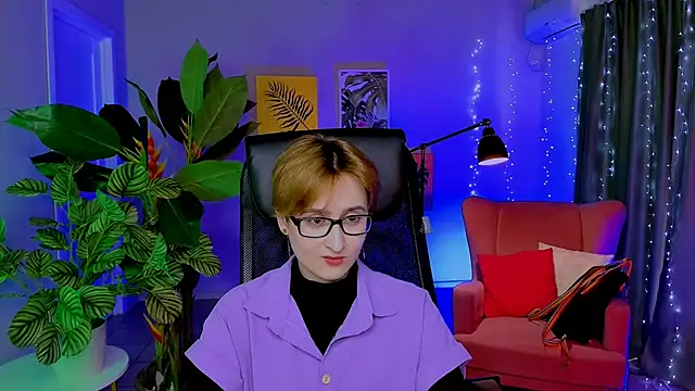 LixeLuna online show from March 23, 6:17 am