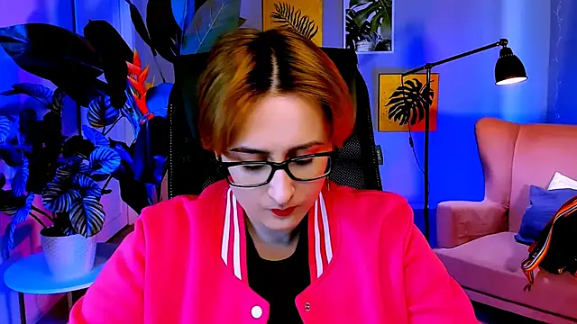 LixeLuna online show from April 25, 6:27 am