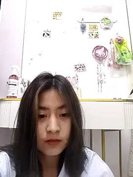 Yunhan 27 online show from March 5, 3:41 pm