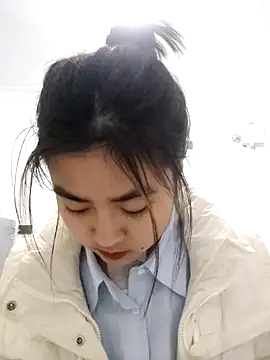 Yunhan 27 online show from March 9, 10:08 am