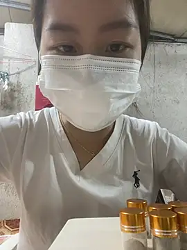 Snapshot of zrpczl1134 chatting on March 21, 5:23 am zrpczl1134 online show from March 21, 5:23 am