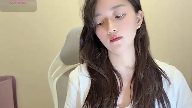 jinxiyao01 online show from June 18, 2:10 pm