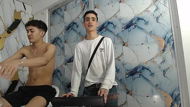 SKYN MAN online show from April 21, 7:36 am