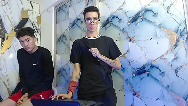 SKYN MAN online show from April 22, 7:22 am