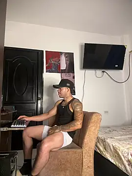 Kenny romano online show from April 21, 7:14 am