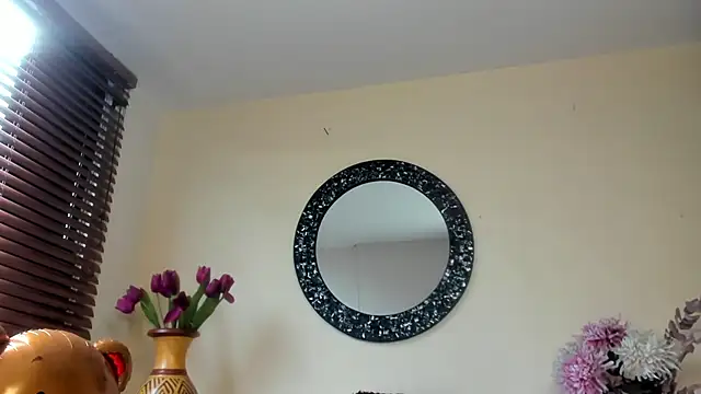 Maye Milf  online show from March 12, 12:55 pm