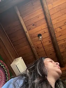 Geovana blan online show from April 26, 2:04 pm