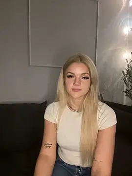 Luna-Noire online show from March 7, 9:12 pm