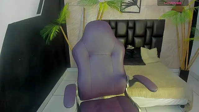 Epril Zoyert online show from March 24, 7:08 pm