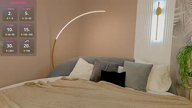 Cindy Page online show from March 21, 5:05 pm