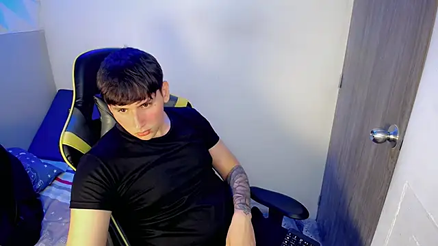 D moneyyy  online show from March 7, 3:25 am