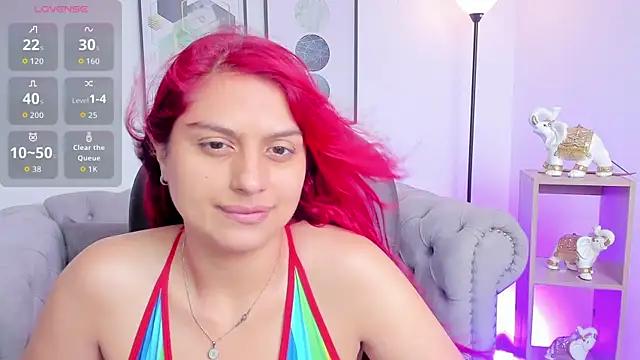 Snapshot of Raven-reyess chatting on May 1, 8:46 pm Raven-reyess online show from May 1, 8:46 pm