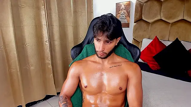 Emmet CollinsJS online show from March 11, 4:07 am