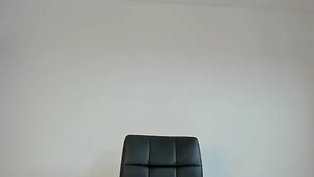 Snapshot of Jaddyy__ chatting on May 17, 5:09 pm Jaddyy online show from May 17, 5:09 pm
