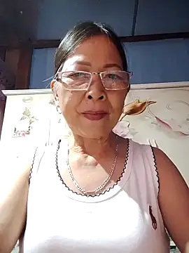 Sky-rain98 online show from July 18, 7:39 pm