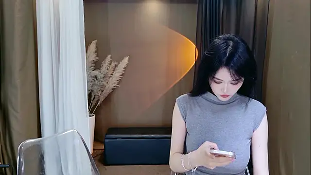 Banana-Milk69 online show from June 7, 1:10 am