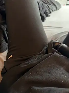 aleexii s online show from April 14, 10:32 am