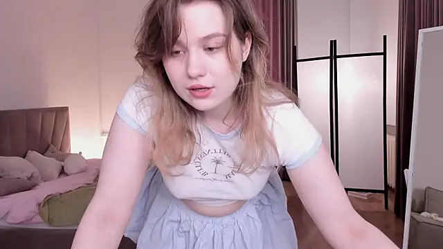 Snapshot of JennyHardy chatting on April 27, 12:14 pm JennyHardy online show from April 27, 12:14 pm