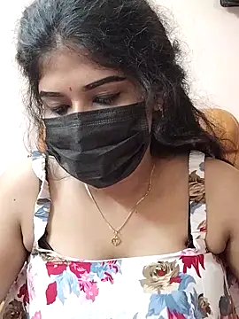 Sunitha28 online show from April 16, 2:40 pm