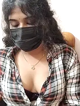 Sunitha28 online show from April 21, 4:12 pm