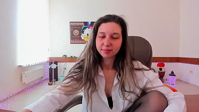 Ellina Star online show from April 24, 8:06 am