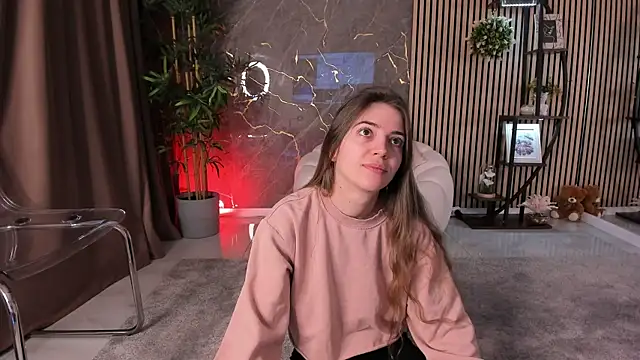 Velvet Spell online show from April 7, 3:18 am