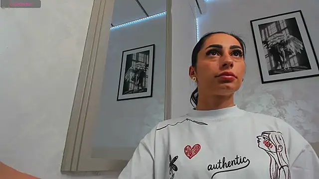 ZeynepX online show from April 23, 9:28 pm