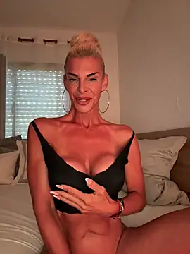 Aria 69 online show from June 7, 5:06 pm