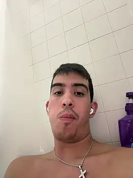 papichulo102099 online show from March 7, 7:44 pm